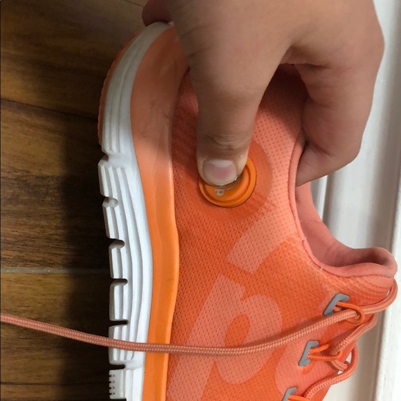 Puma shoes - Picture 3 of 4